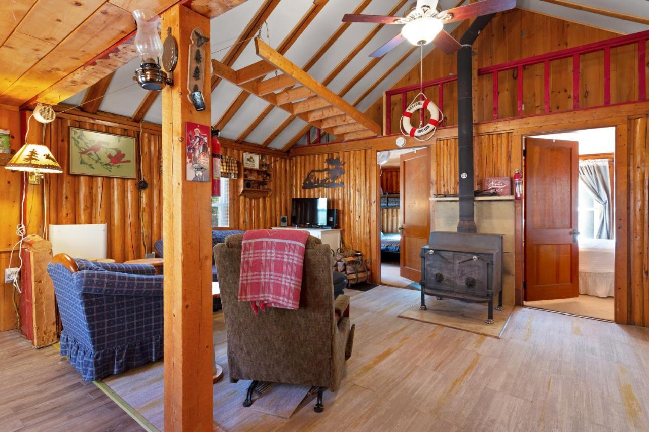 Lily'S Pad Villa Грийнвил Екстериор снимка